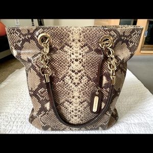 Cynthia  Rowley 👜 beautiful bag